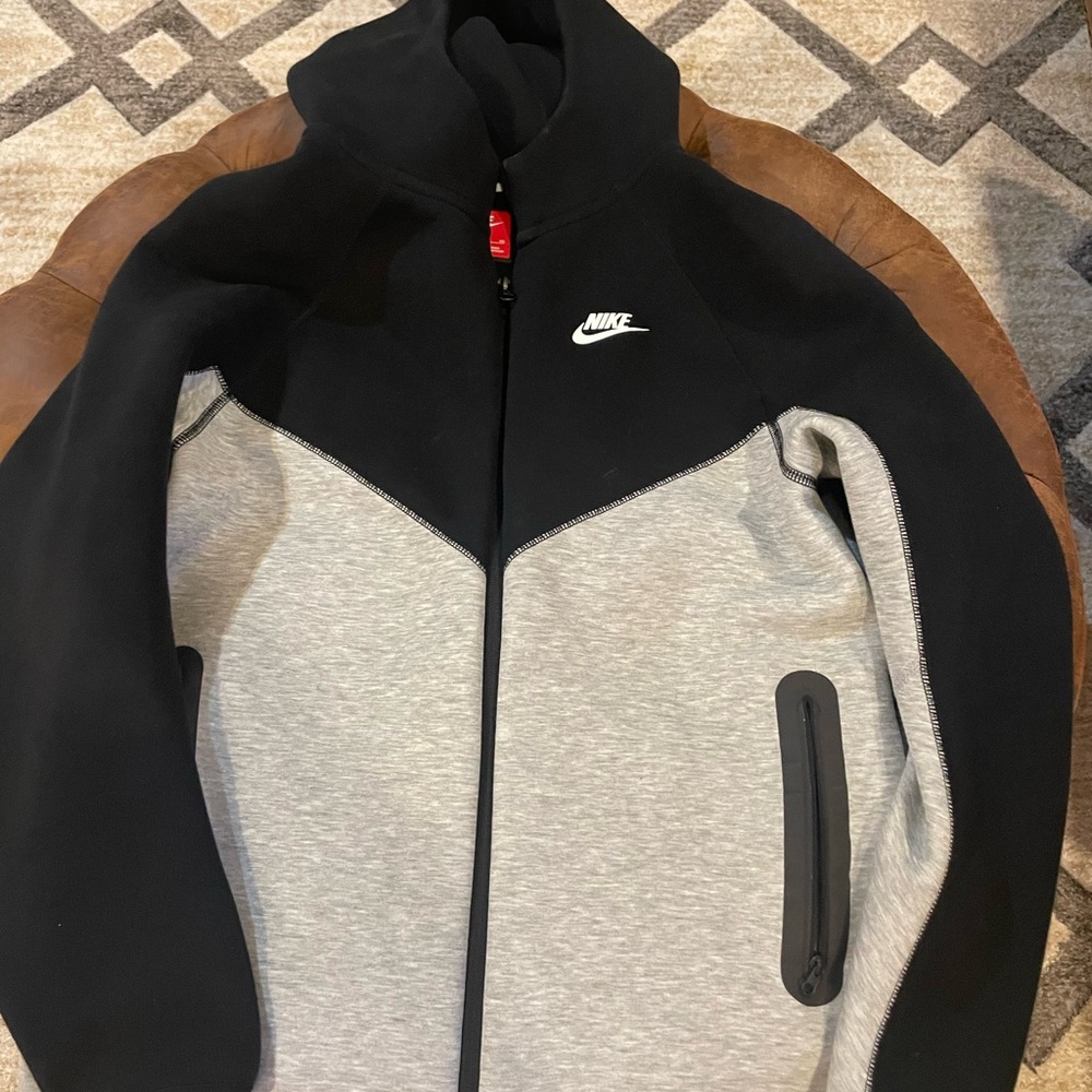 Boys Nike Tech Jacket